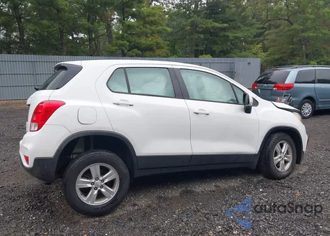 2019 Chevrolet Trax Ls from USA, damaged, VIN 3GNCJNSBXKL134002